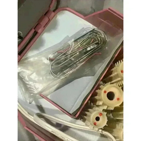 Pink Vintage Rayette Cinderella Electric Hair Roller Kit 1960\'s -Tested - Works main image 11